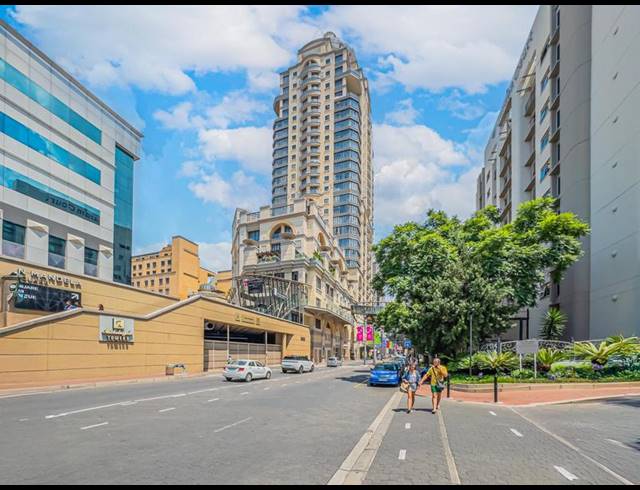 2 BEDROOM APARTMENT FOR SALE IN SANDTON CENTRAL